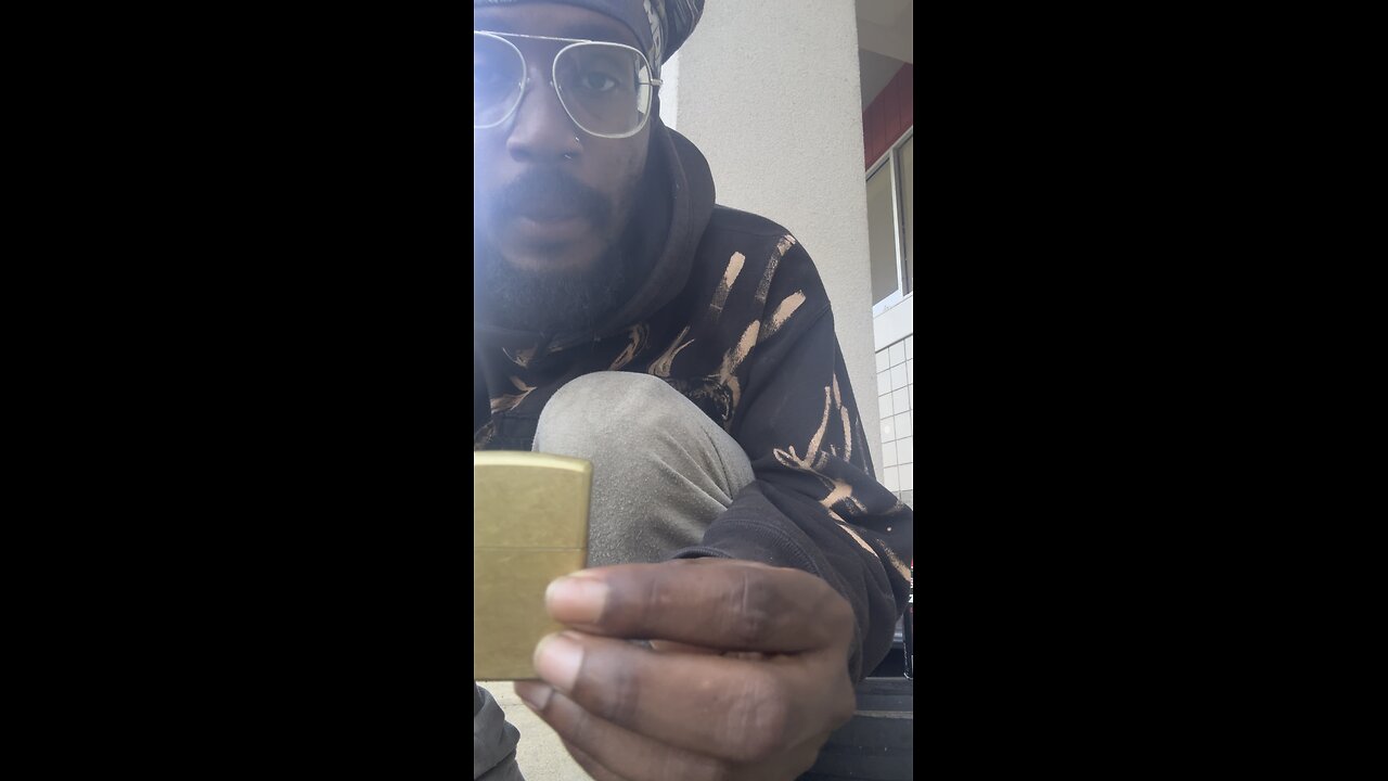 How to use a zippo lighter
