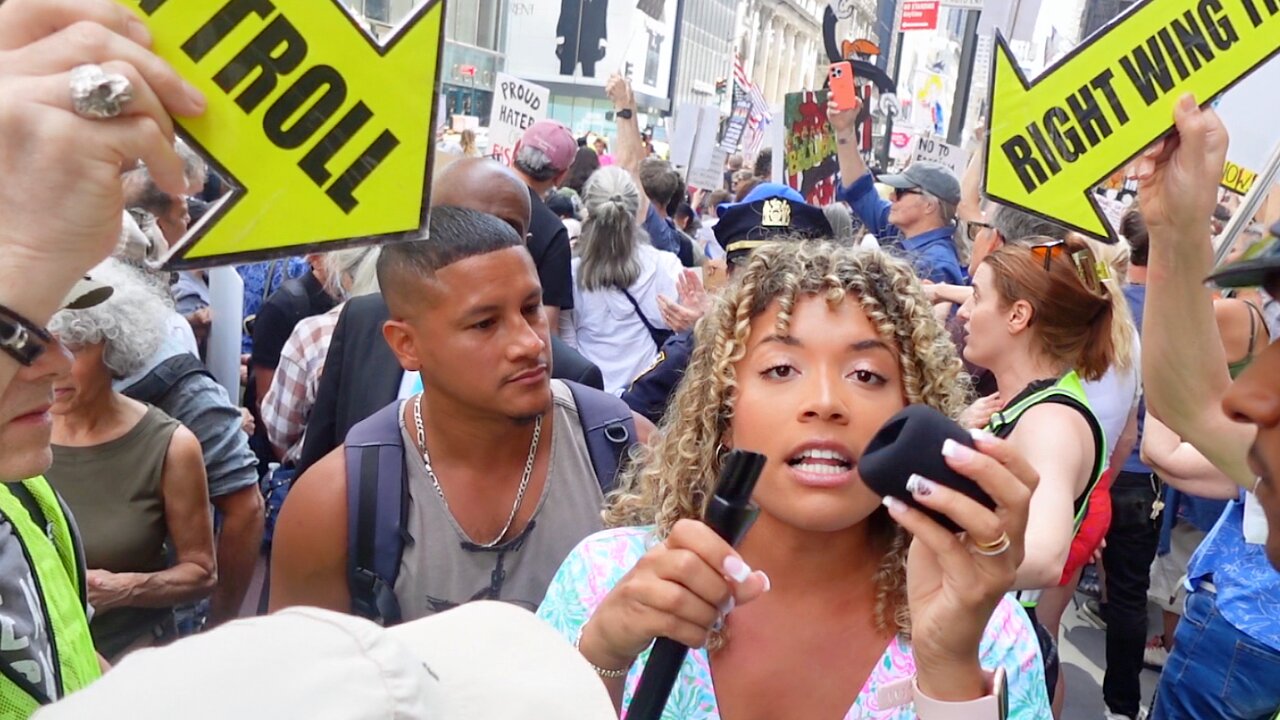 Black Conservative Surrounded + ROBBED By Leftists!
