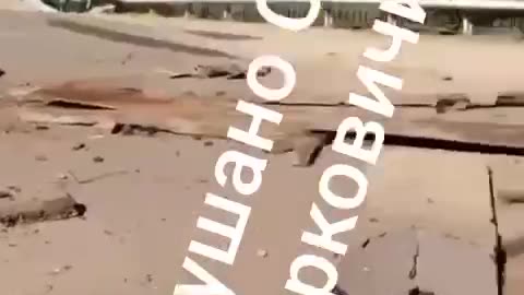 💥👀 In the Bryansk region, an unknown strike seriously damaged a bridge near the