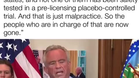 ⛔️RFK Jr. on child vaccines - "In 1986, there were 11 vaccines - TODAY 69 > 92 VAX