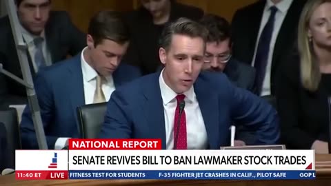 Pelosi dodges question on stock ban bill support