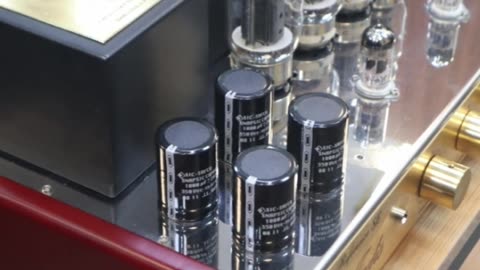 Jadis Orchestra Reference SE Intiamp