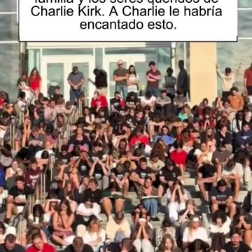 Estudiantes de la Universidad Liberty oran por Charlie Kirk