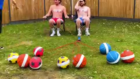 DON’T KICK THR WRONG BALL ⚽️