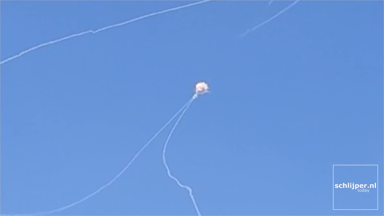 🇮🇱🇮🇷 Successful interception of an Iranian missile by two missiles simultaneously