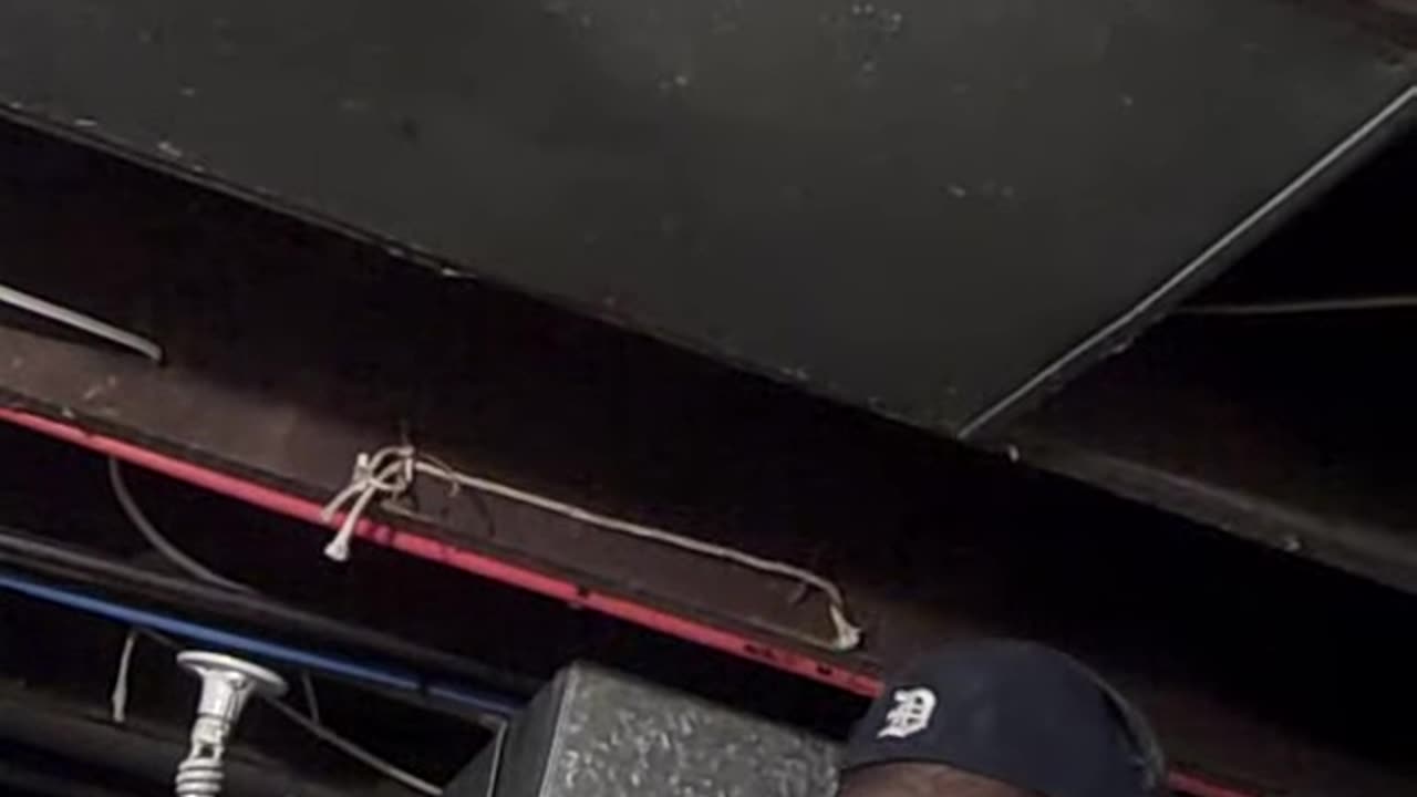 FURNANCE ON HILDALE,,.wmv