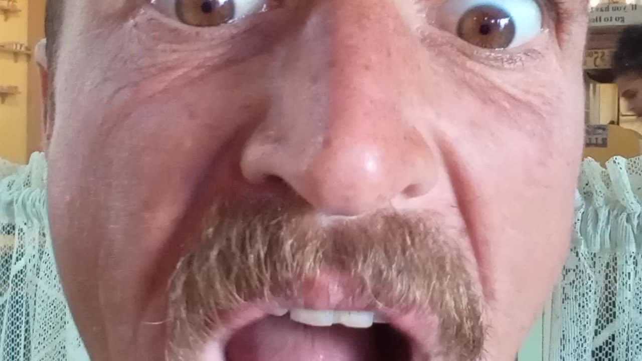 God 8