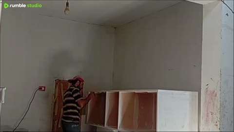 على المباشر