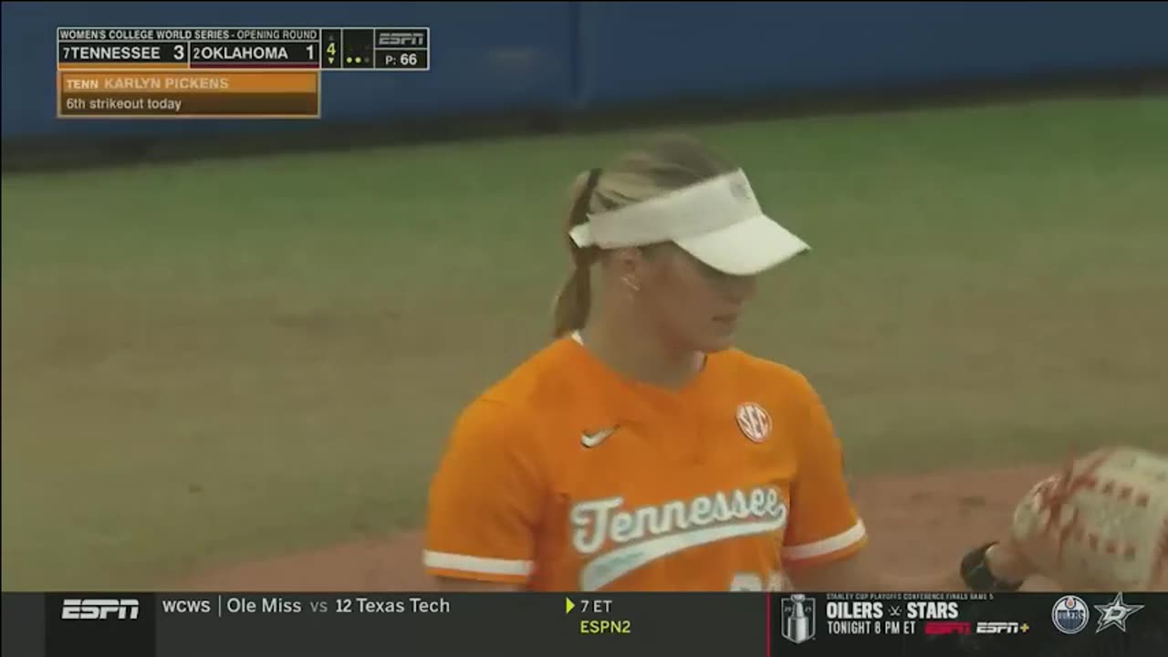 US Sports Softball Feat. Oklahoma vs. Tennessee: 25 Womens College World Series Game 2 Highlights