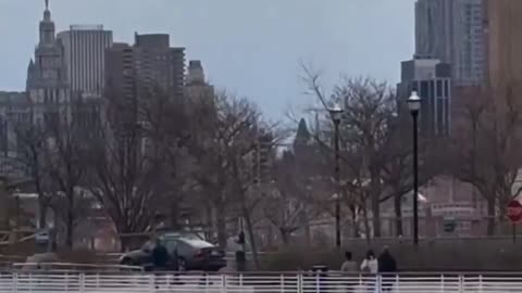 Helicopters Crash over the Hudson River
