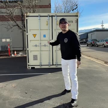 Brand-New Easy-Open Container: Check It Out! 🚛