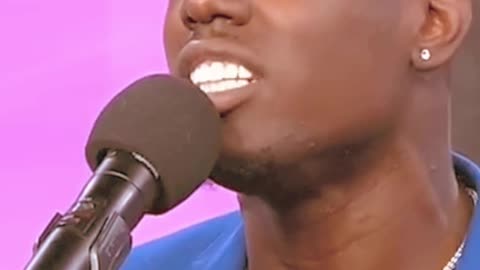 Jamal Roberts Performing Live at Café 35 | Friends & Family Event