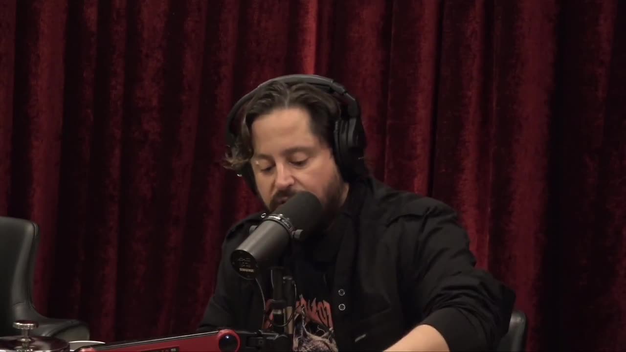 Mammoths Lived During Pyramids! - Ben Lamm on JRE