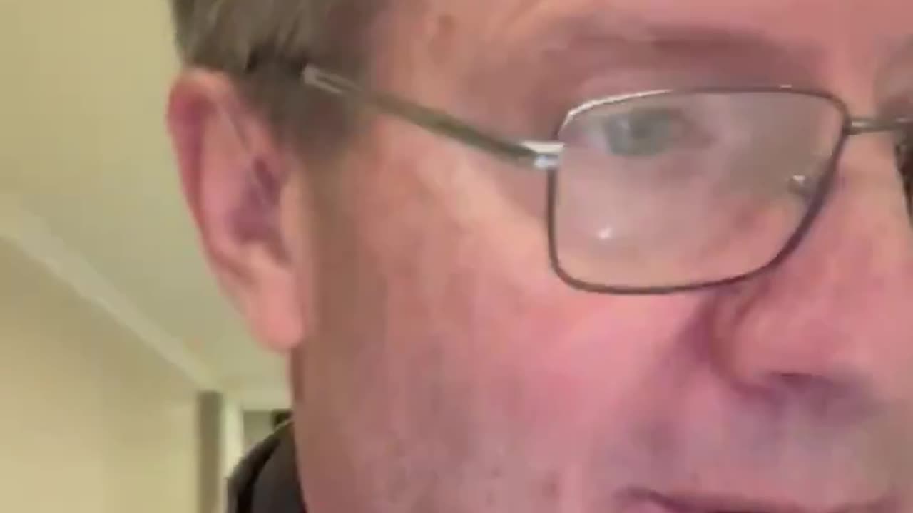 Rep Tim Burchett The ⁦NPR and ⁦PBS ⁩should not be receiving federal money.