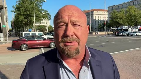 Alex Arrives in DC