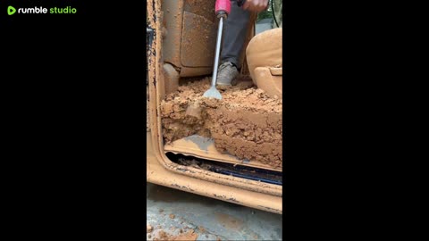 A scrapped commercial vehicle bought for 4000 💵 was fully restored in 7 days!