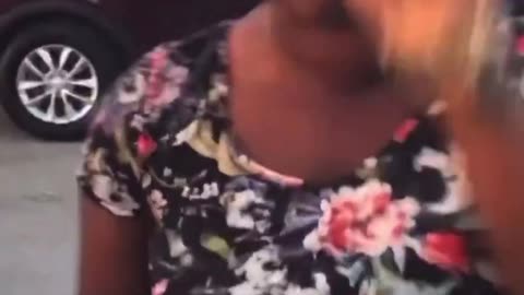 Black woman attacks White victims
