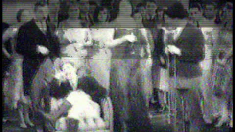 Commander USA's Groovie Movies Christmas Special SD 4.3 (1930 Animal Crackers)