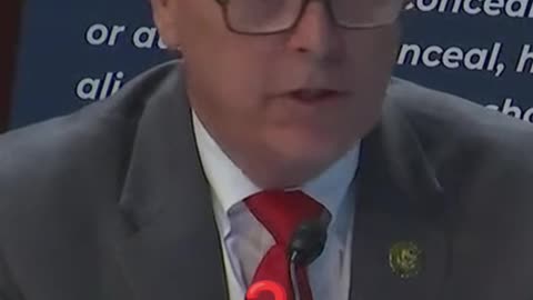 Congressman Biggs RIPS into sanctuary state governors for encouraging illegal immigration!