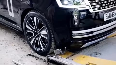 Don't Miss This: Land Rover Gets Loaded! | Enclosed Car Shipping