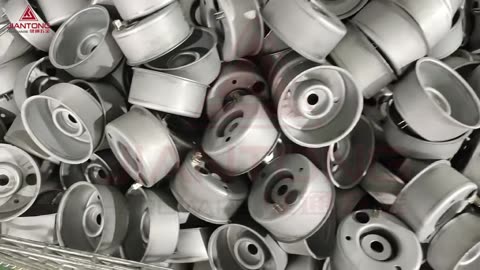 40 Seconds Behind the Scenes: Motor Housing Manufacturing