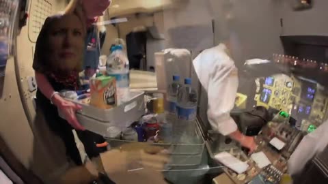 Cockpit Chronicles: Behind the scenes with a flight attendant — Crew Meals