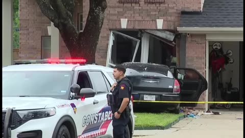 Car Crashes into House near Houston