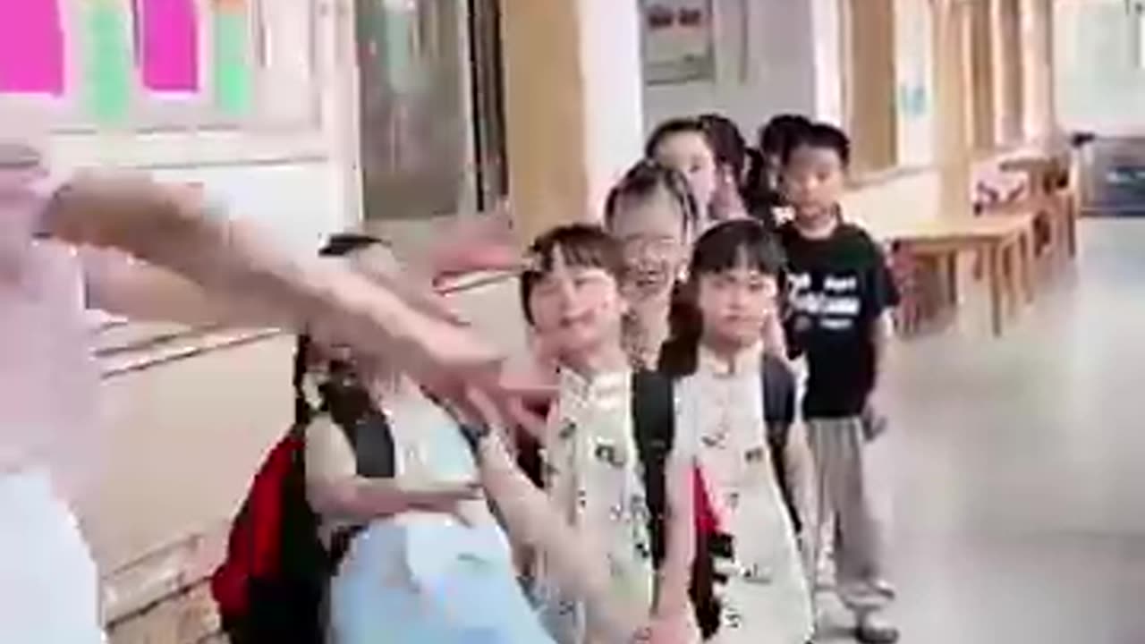 The way students are welcomed is a good idea.