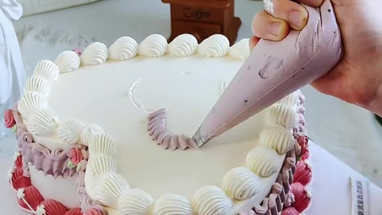 Cake decor tutorial