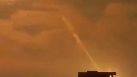 Wait a minute A very extraordinary Strike Hypersonic Missile strikes Haifa 😳