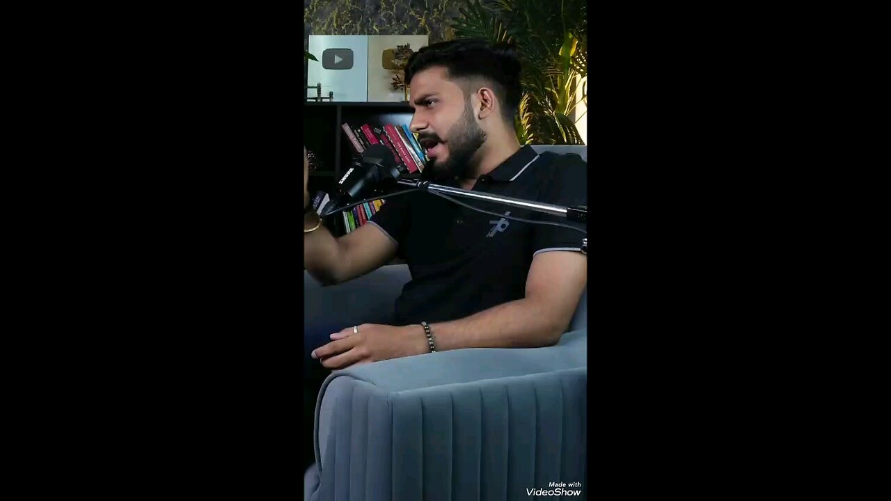 Agar Khubsurat girlfriend chahie❤