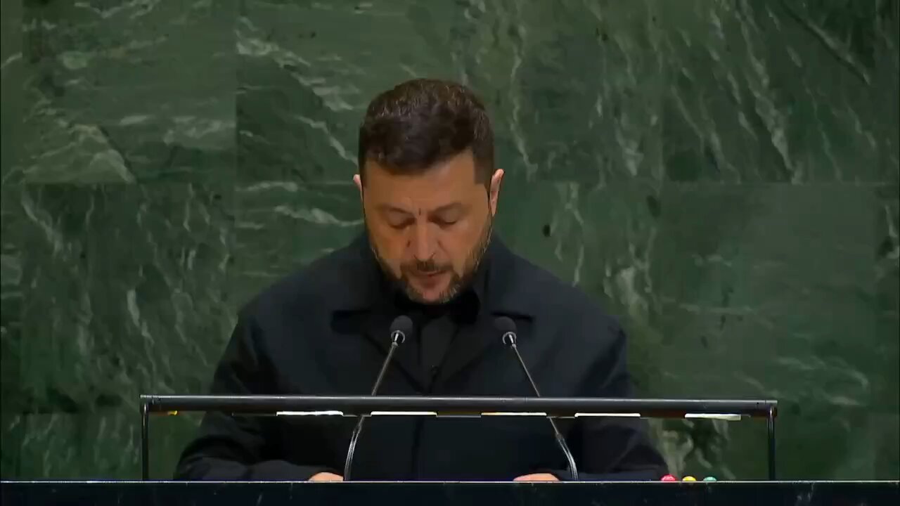 🇺🇦🇺🇳Zelensky is promoting the weapons he sells right from the UN podium