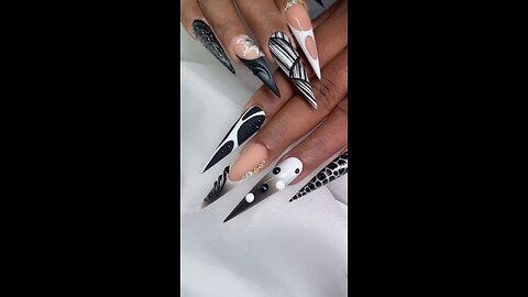Elegant Black Marble Nails Art | Luxury Nail Design Ideas 💅🖤✨