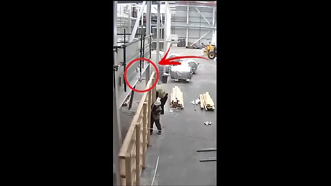 Hard Hats Can’t Save This One 😅 | Hilarious Construction Worker Fail!