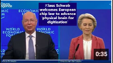 "Klaus Schwab Endorses European Chip Law for Digitization Advancement"