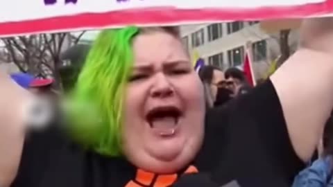 Criticism of the Pro-Maduro Stance: Defending a Dictator After Decades of Oppression Sparks Backlash