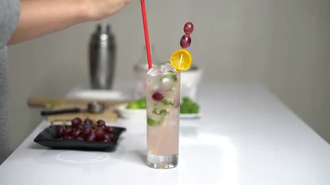 Fresh and Tasty Grape Mojito