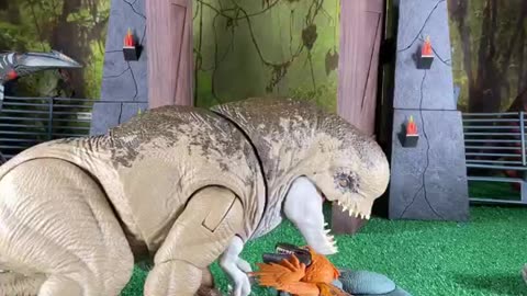 3 new Jurassic World Rebirth dinosaur toys unboxed Wild Roar Utahraptor, Maiasaura, #shorts