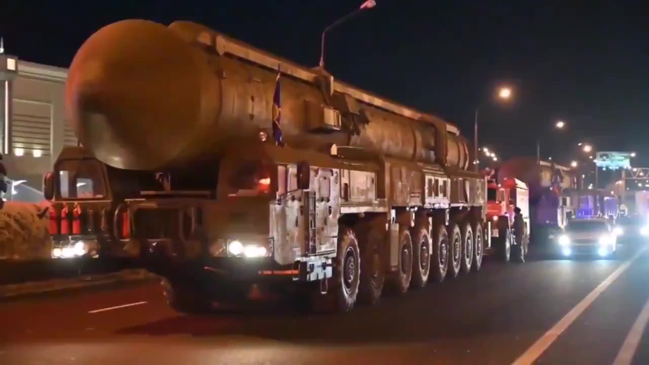 COLD WAR 2.0: NUCLEAR ALERT! Russia Mobilizes Warheads...
