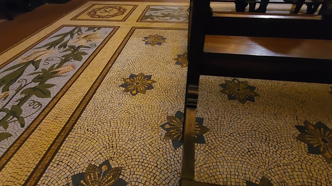 ROMAN CHURCHES ARE ELEGANT