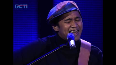 Jims Wong "Free Fallin" | The Blind Audition