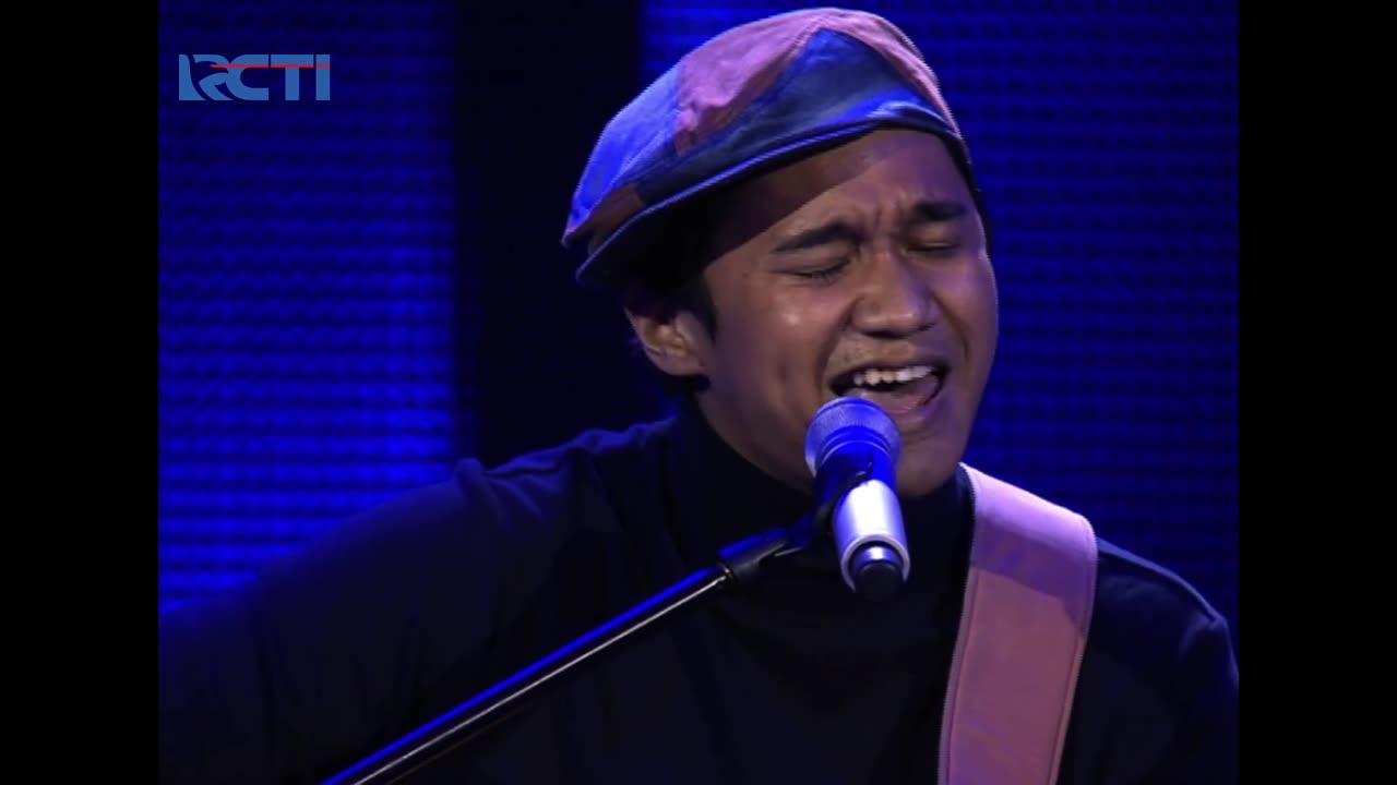 Jims Wong "Free Fallin" | The Blind Audition