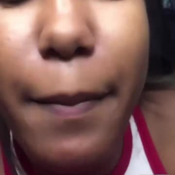 Please explain this 😳 What she doing 🙄