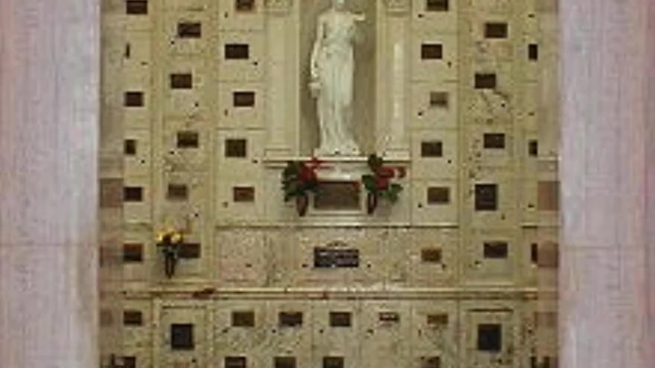 FAMOUS GRAVES - VOL. 657: ZARA CULLY