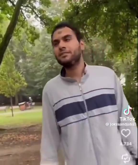 🚨🎥HORRIFIC. THIS IS TERRIFYING. A woman begs an immigrant to leave her alone