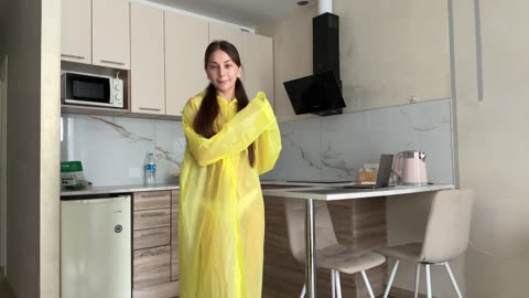 Bright & Cheerful Style Try-On
