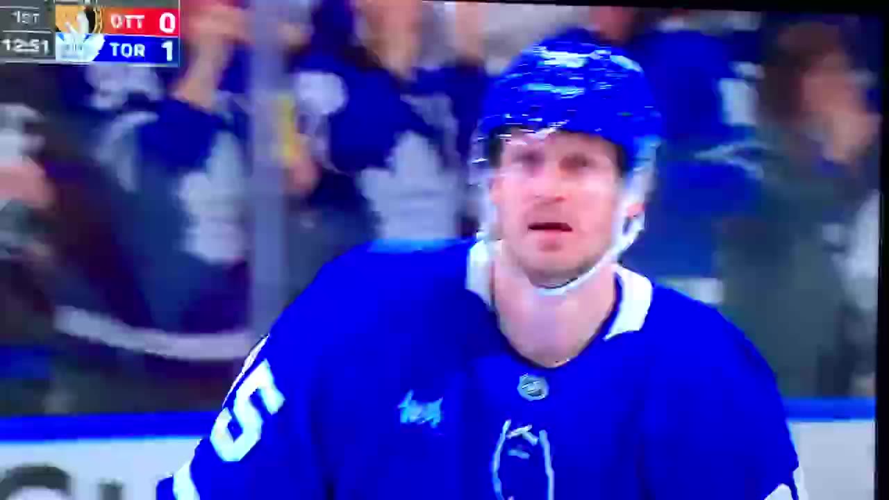 Leafs d #95 Oliver E-Larsson 🥅(1)🏒Wrist-Shot Goal