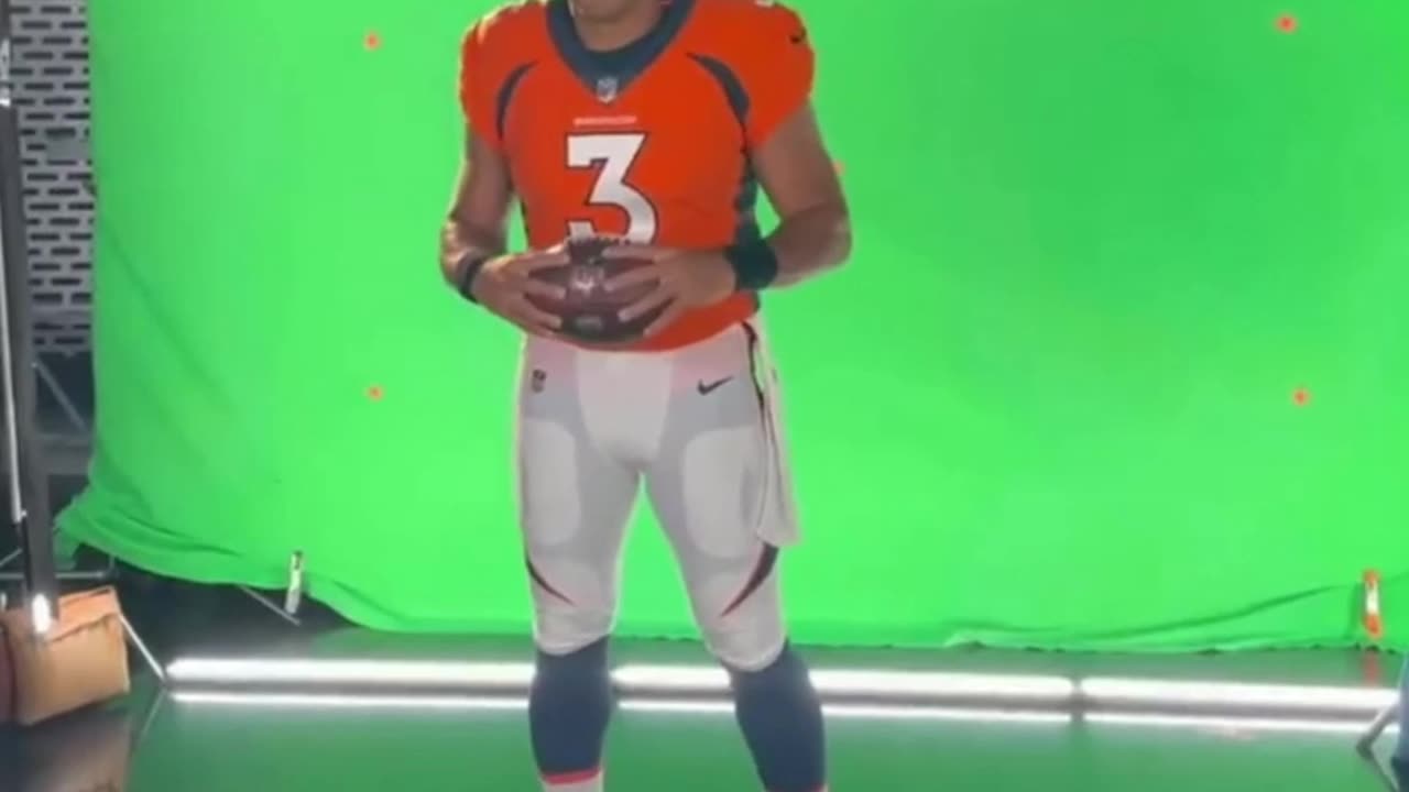 Russell Wilson will start for the Giants