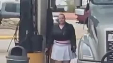 Oh my... Big Rig TRANNY Truck Driver Spotted
			