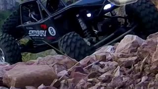 Axial Bomber Savvy 4x4 ROCKS! 👍💯 SUBSCRIBE!